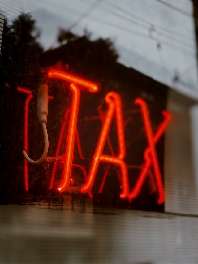 jon-tyson-qAQsVsSxp_w-unsplash Tax
